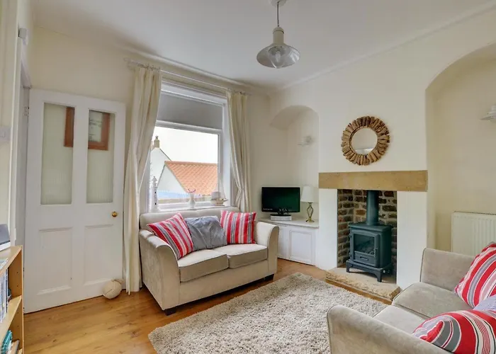 2 Bed In Oc-w069 Whitby