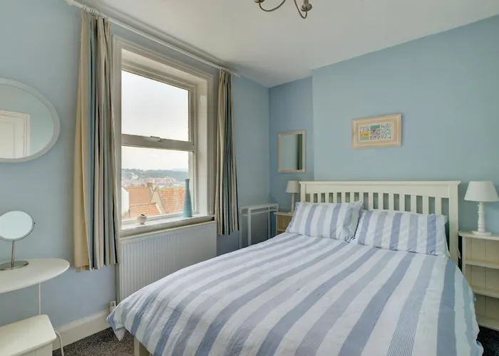 2 Bed In Oc-w069 Whitby